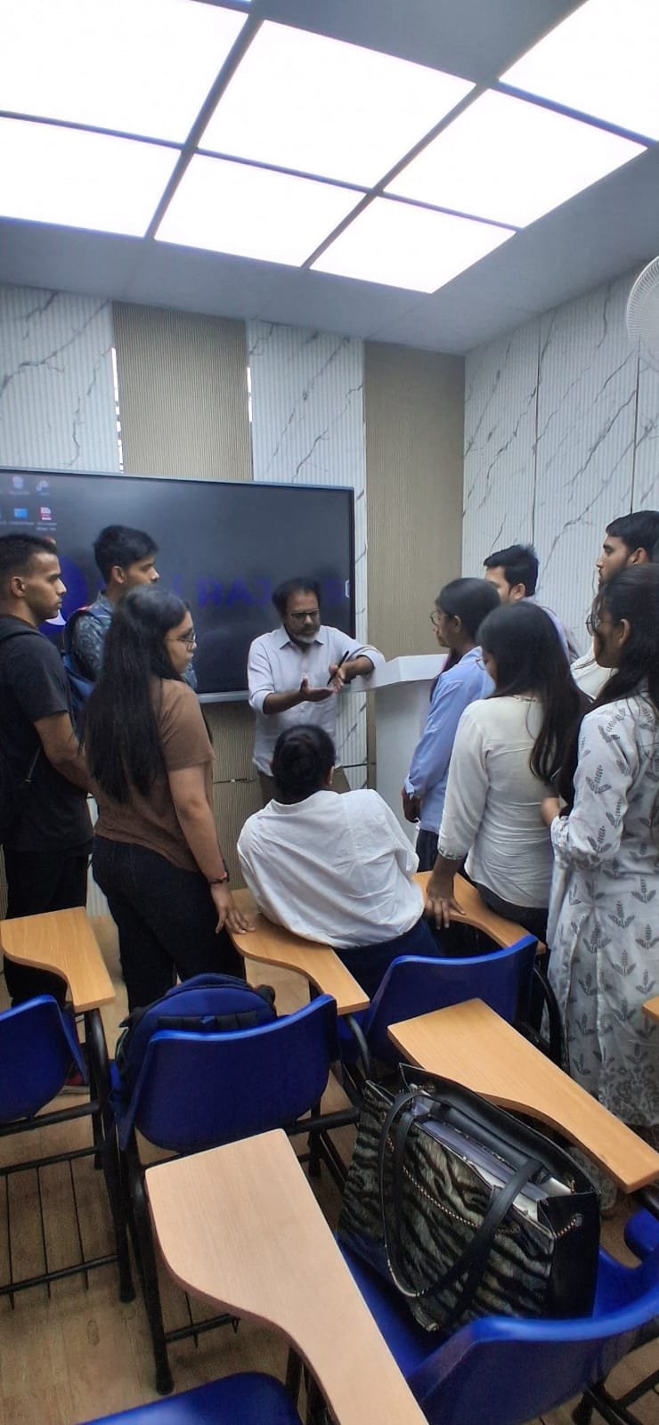 Shri Raj IAS Classroom & Mentorship